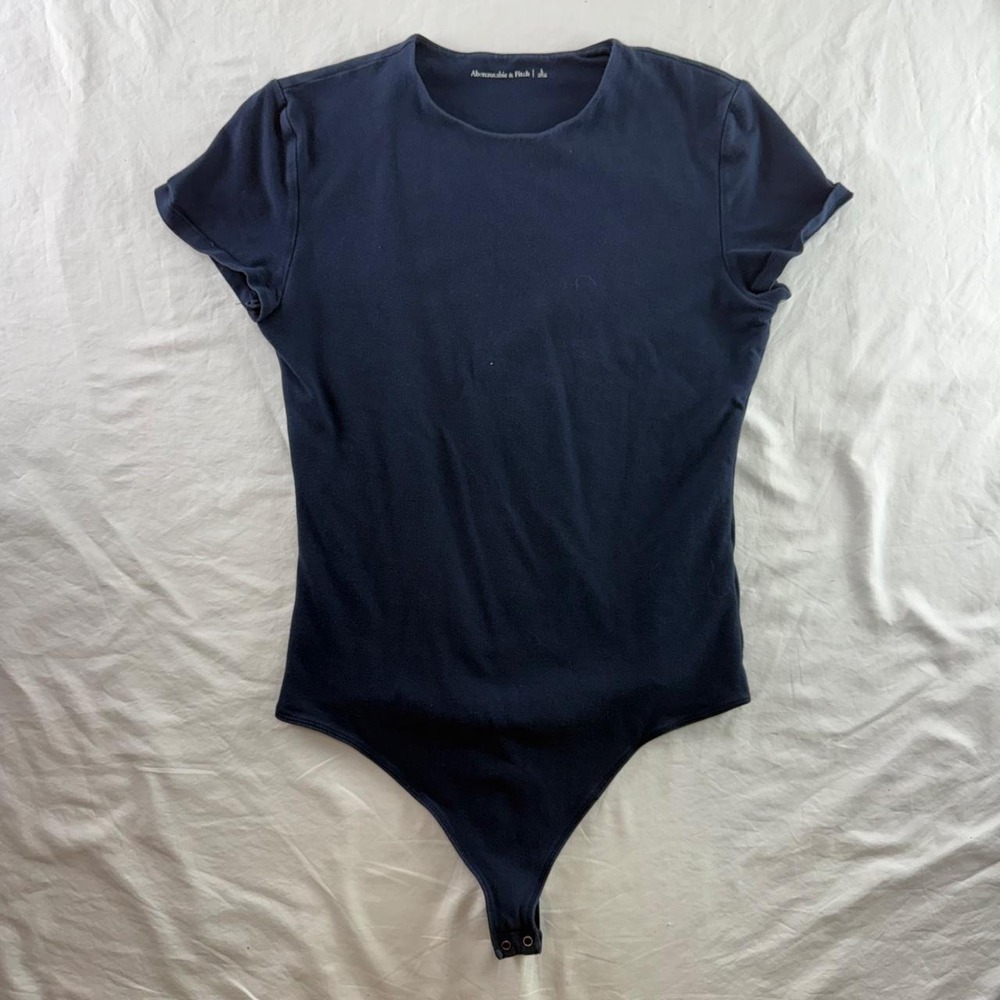 Abercrombie & Fitch Blue Short Sleeve Body Suit Womens L Minimalist Clean Girl